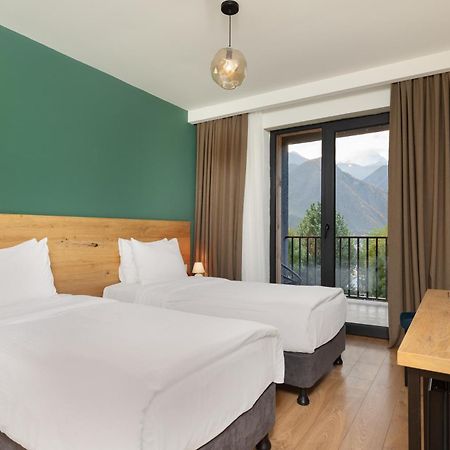 Intourist Kazbegi Hotel Exterior foto