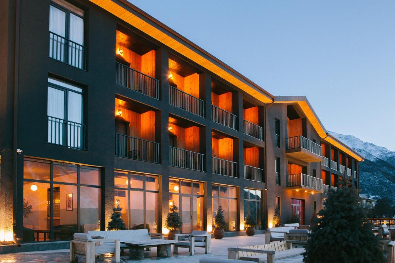 Intourist Kazbegi Hotel Exterior foto