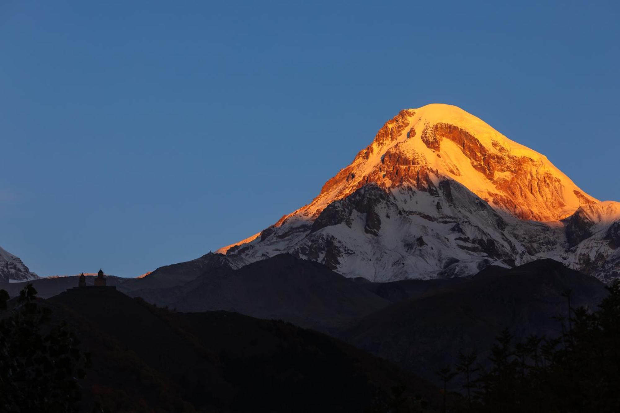 Intourist Kazbegi Hotel Exterior foto
